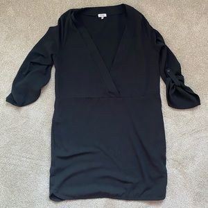 Tobi - ** BLACK** love me not shift dress - Large - Low cut black dress